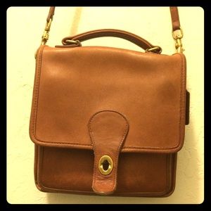 Vintage Coach crossbody saddle bag purse